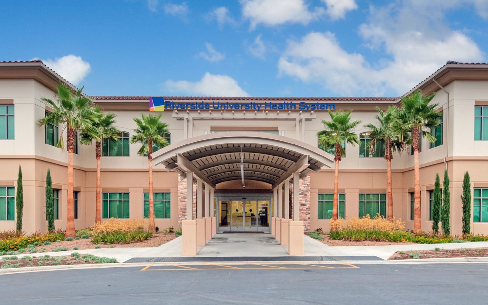 Corona Medical Office Building & T.I. – Main St